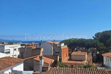 L'Escala - Appartement très central avec vue sur la mer