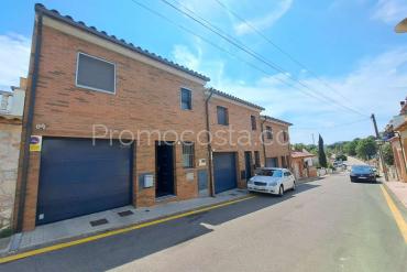 L'Escala - Casa adosada situada a unos 1300m de las playas de Empurias