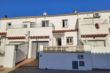 L'Escala - Casa adosada con piscina comunitaria