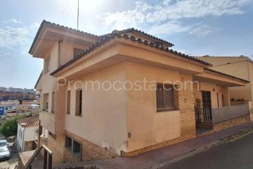 L'Escala - Casa situada a unos 1200m de las playas de Empuries