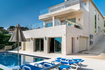 Calonge - Extraordinaria casa con vista al mar y piscina 
