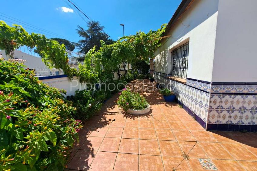 L'Escala, Detached house with private pool 