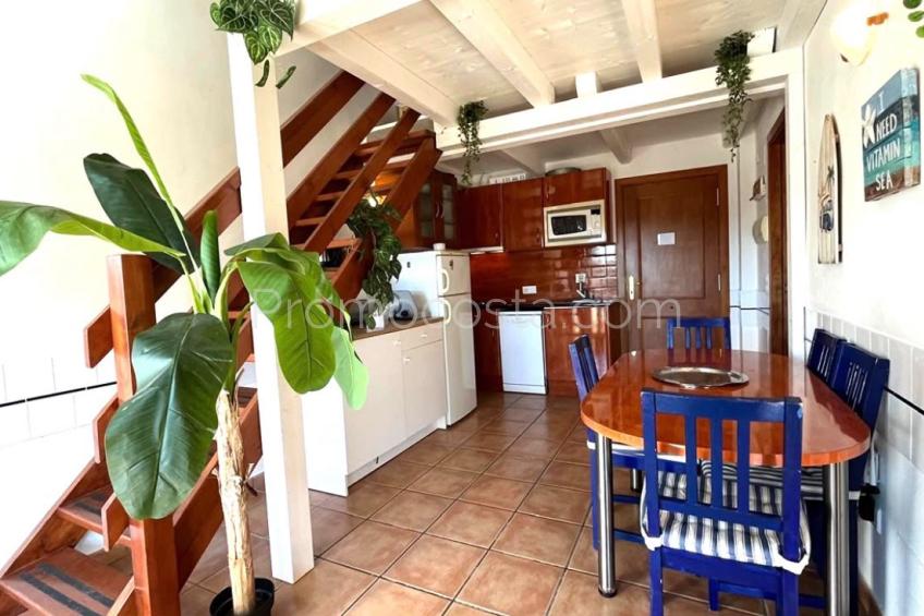 L'Escala, Apartamento con piscina y vistas despejadas