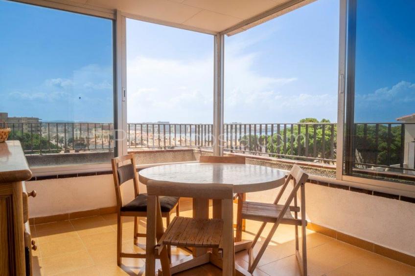 L'Escala, Ático situado a solo 300m de la playa salvaje de Bol-Roig