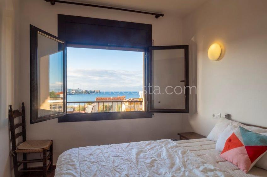 L'Escala, Apartamento con vistas al mar