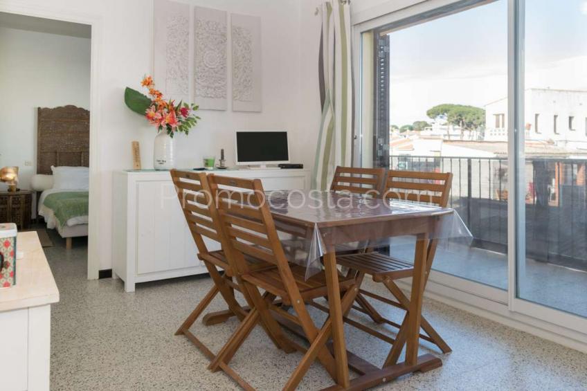 L'Escala, Apartamento a 100m de la playa de Riells