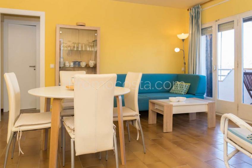 L'Escala, Apartment located about 500m from Riells beach