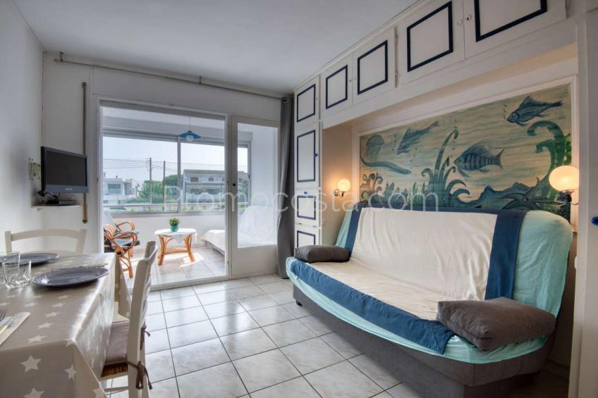 L'Escala, Ground floor apartment, located just 500m from Riells beach