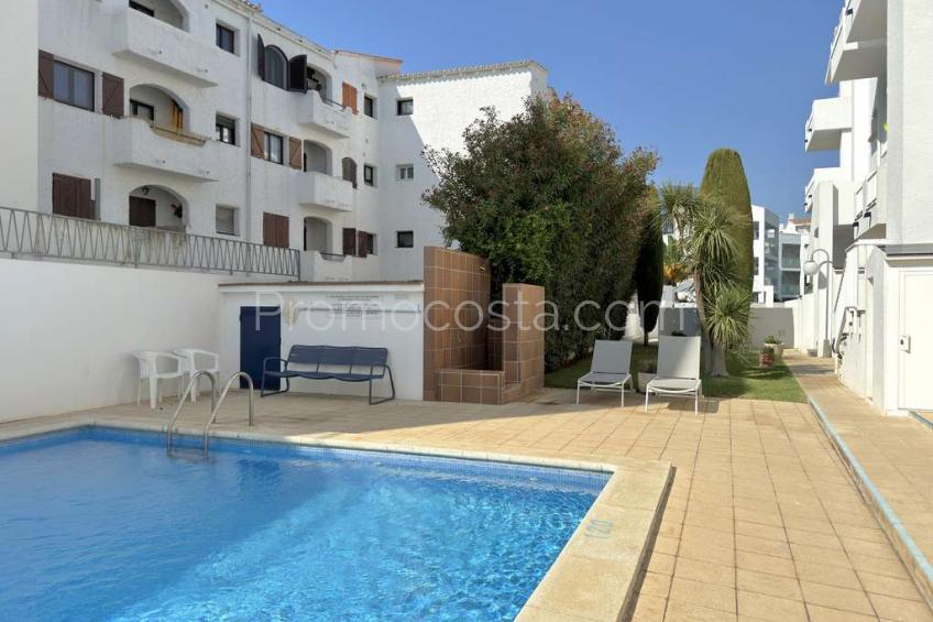 L'Escala, Dúplex con vistas al mar y piscina comunitaria