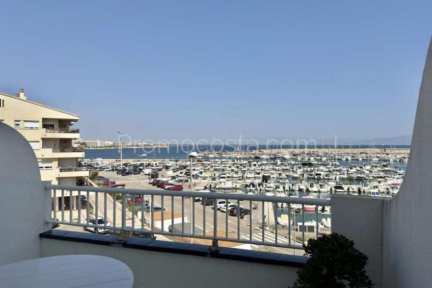 L'Escala, Dúplex con vistas al mar y piscina comunitaria