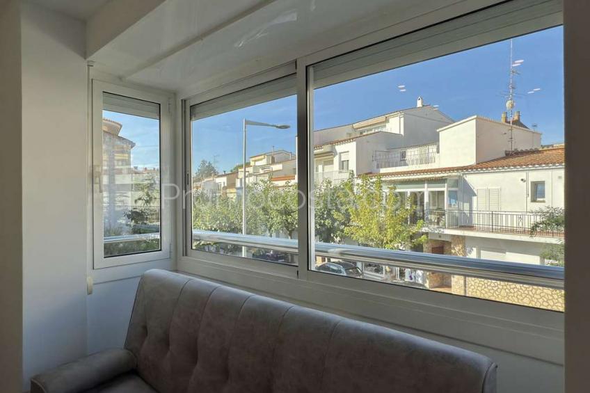 L'Escala, Completely renovated apartment located in the Old Town