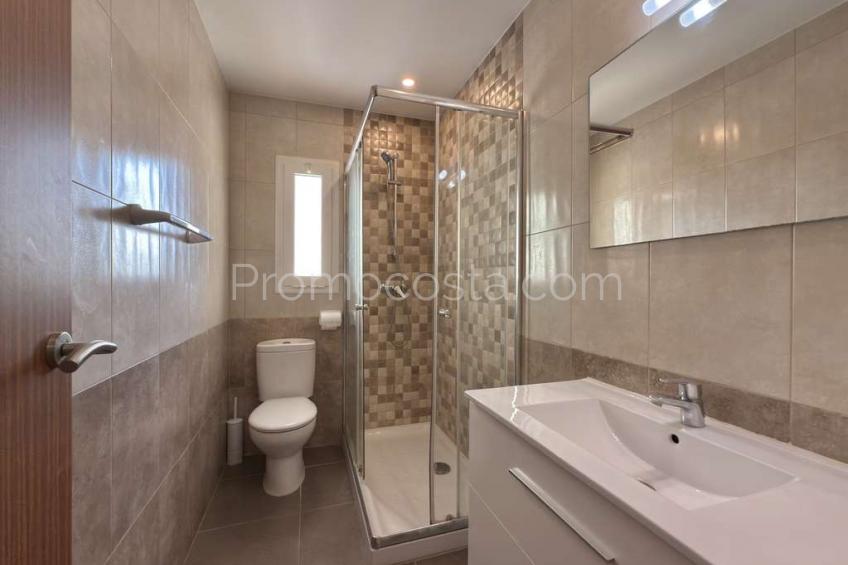 L'Escala, Completely renovated apartment located in the Old Town