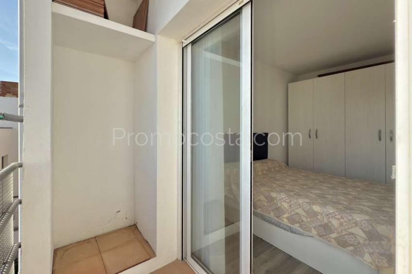 L'Escala, Completely renovated apartment located in the Old Town