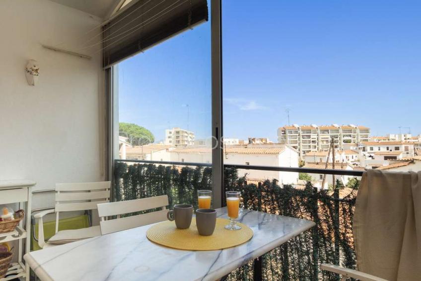 L'Escala, Apartament situat a 350m de la platja de Riells