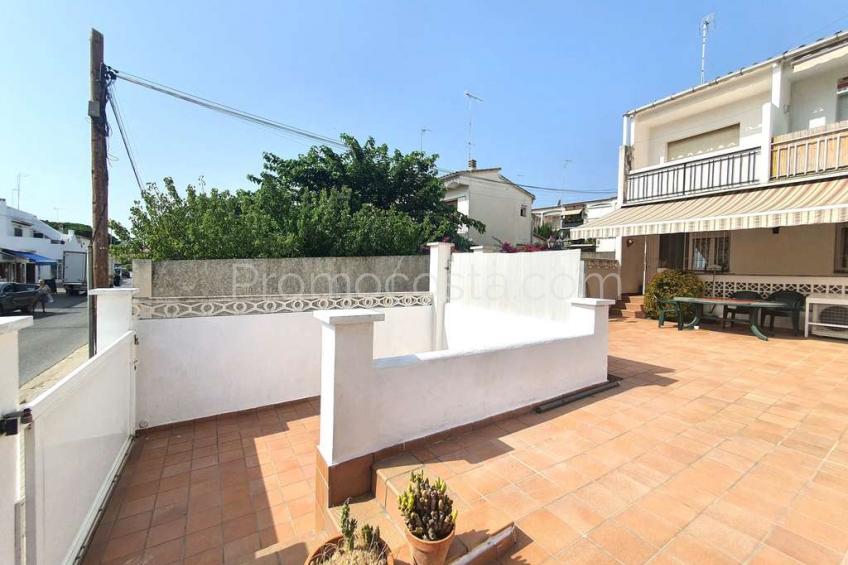 L'Escala, Apartment located about 300m from Riells beach