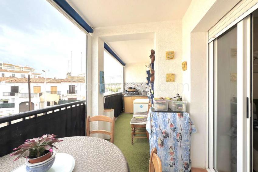 L'Escala, Apartamento situado a unos 300m de la playa de Riells