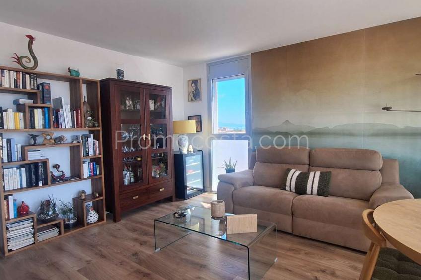 L'Escala, Appartement très central avec vue sur la mer