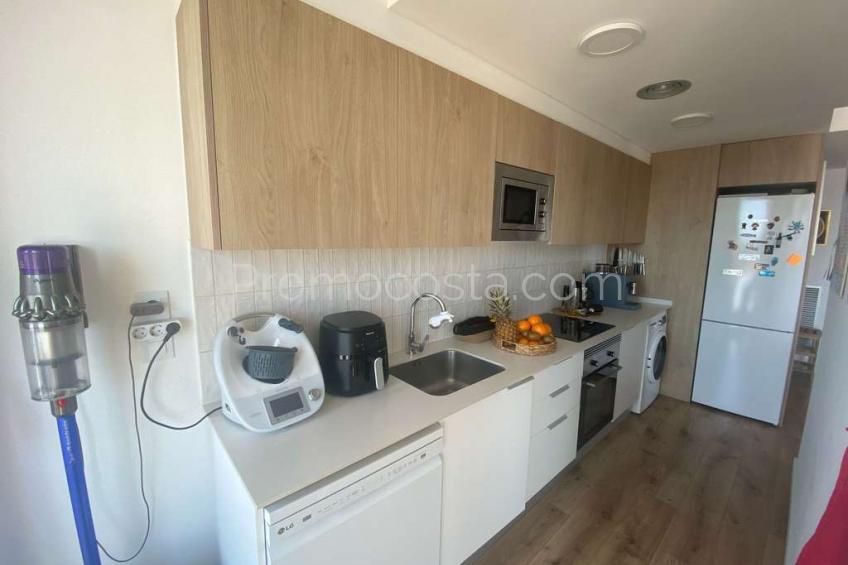 L'Escala, Appartement très central avec vue sur la mer