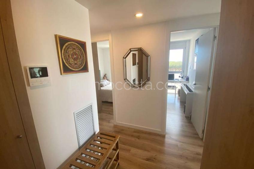 L'Escala, Appartement très central avec vue sur la mer