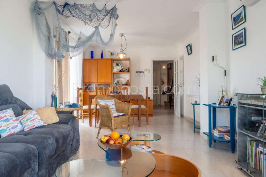 L'Escala, Apartamento con vistas al mar