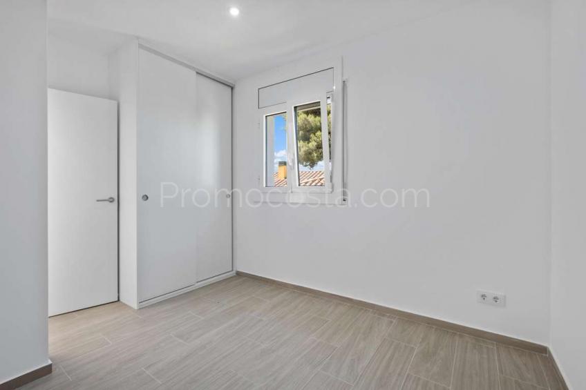 L'Escala,  Apartment with unobstructed views 700m from the beach