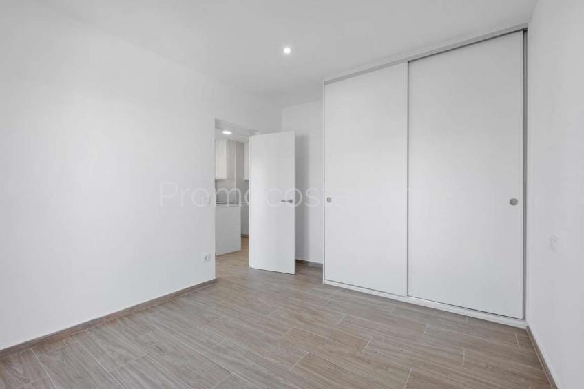 L'Escala,  Apartment with unobstructed views 700m from the beach