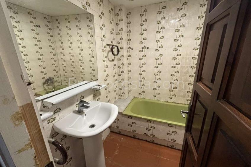 L'Escala, Apartamento situado en el Casco Antiguo y a 50m del mar