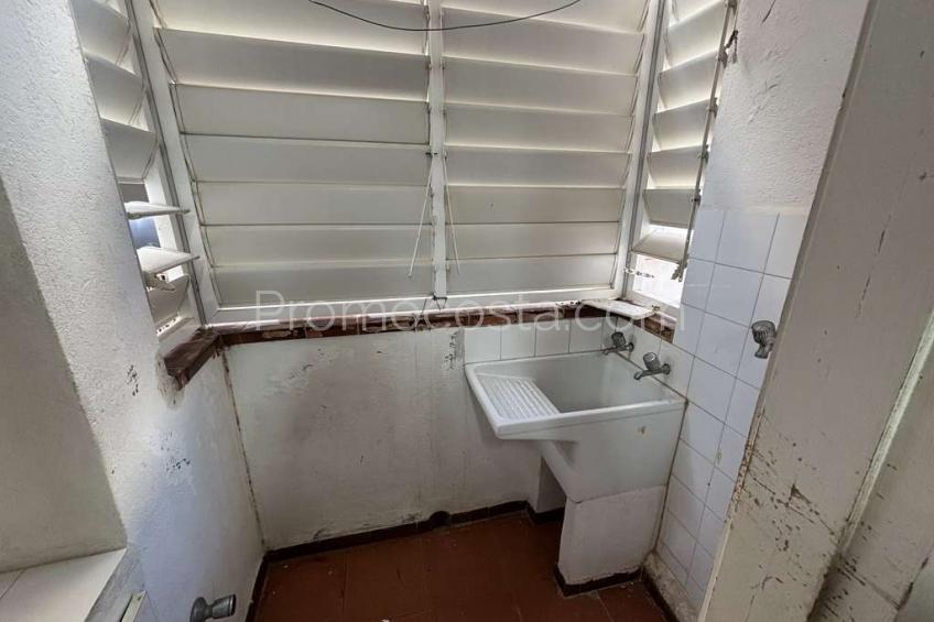 L'Escala, Apartamento situado en el Casco Antiguo y a 50m del mar