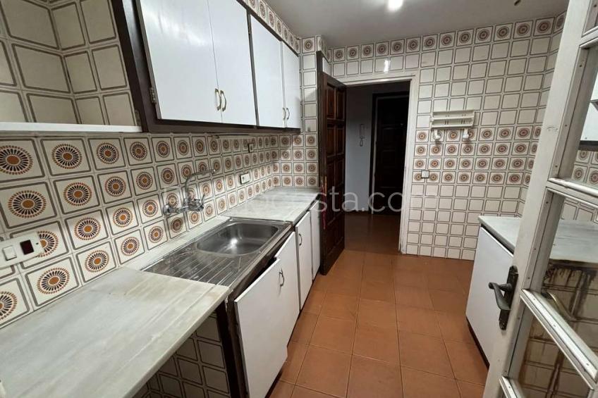 L'Escala, Apartamento situado en el Casco Antiguo y a 50m del mar