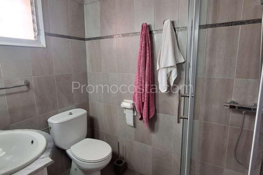 L'Escala, Apartamento en planta baja, situado a unos 700m de la playa de  Riells.