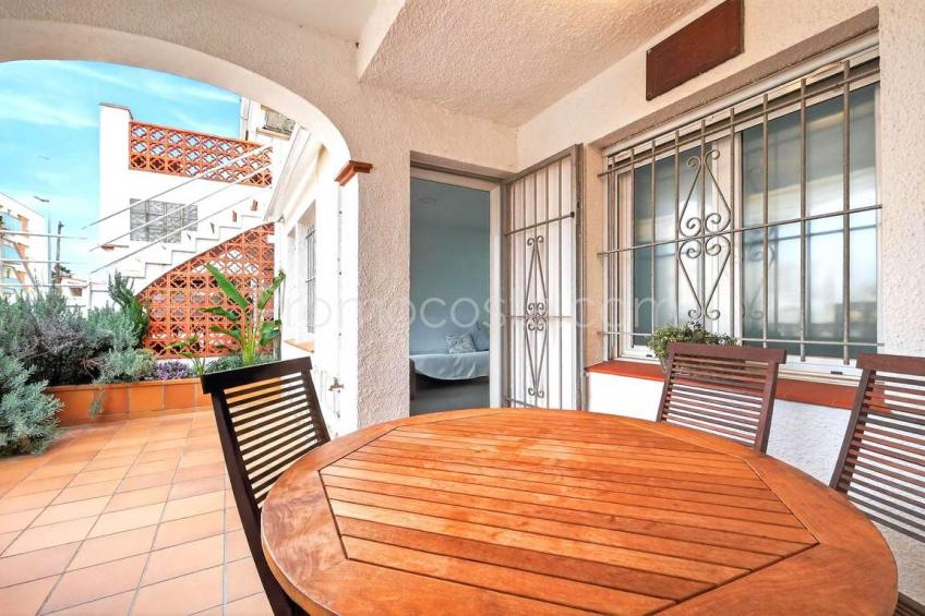 L'Escala, Apartamento a 30m de la playa de Riells