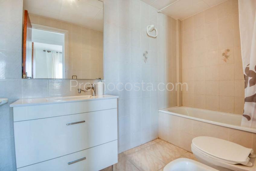 L'Escala, Apartamento situado a 100m de la playa de Riells