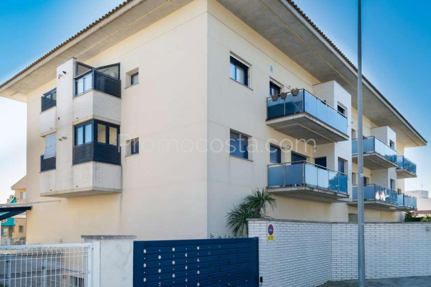 L'Escala, Duplex situé à environ 650 mètres de la plage de Riells