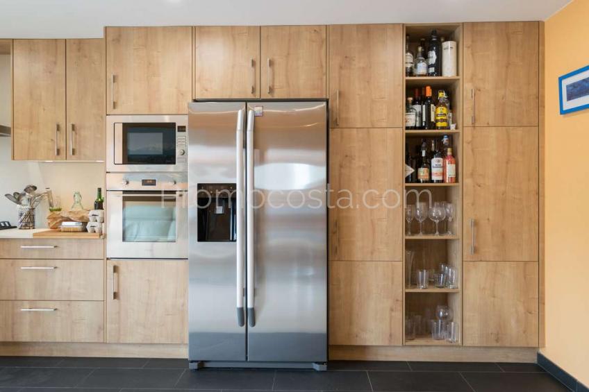 L'Escala, Duplex situé à environ 650 mètres de la plage de Riells