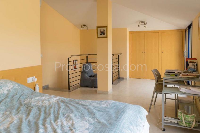 L'Escala, Duplex situé à environ 650 mètres de la plage de Riells