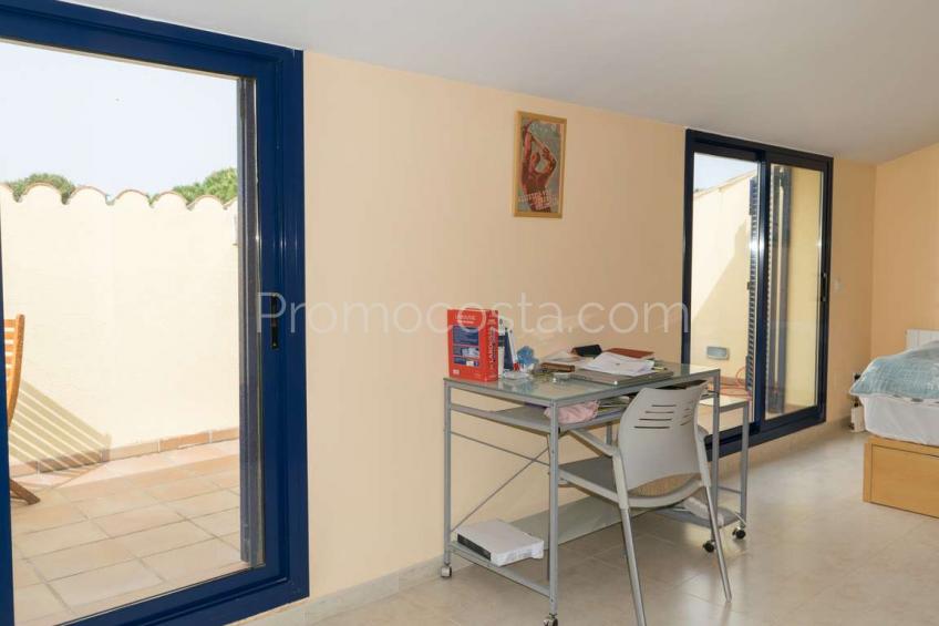 L'Escala, Duplex situé à environ 650 mètres de la plage de Riells