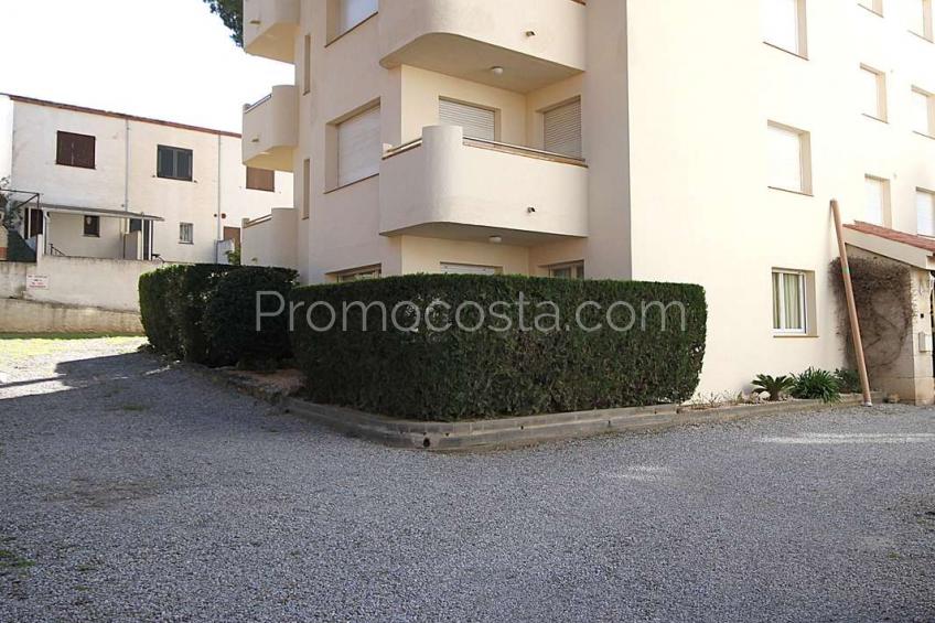 L'Escala, Apartamento en planta baja situado a unos 650m de la playa