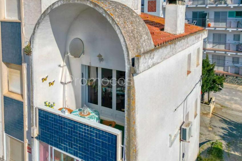 L'Escala, Apartamento reformado situado a unos 650m de la playa de Riells