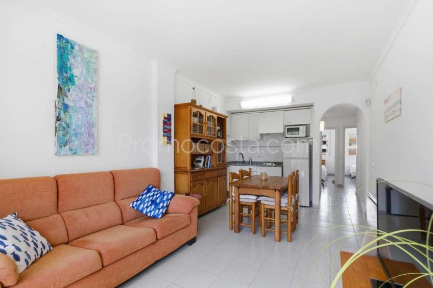 L'Escala, Apartamento con piscina comunitaria