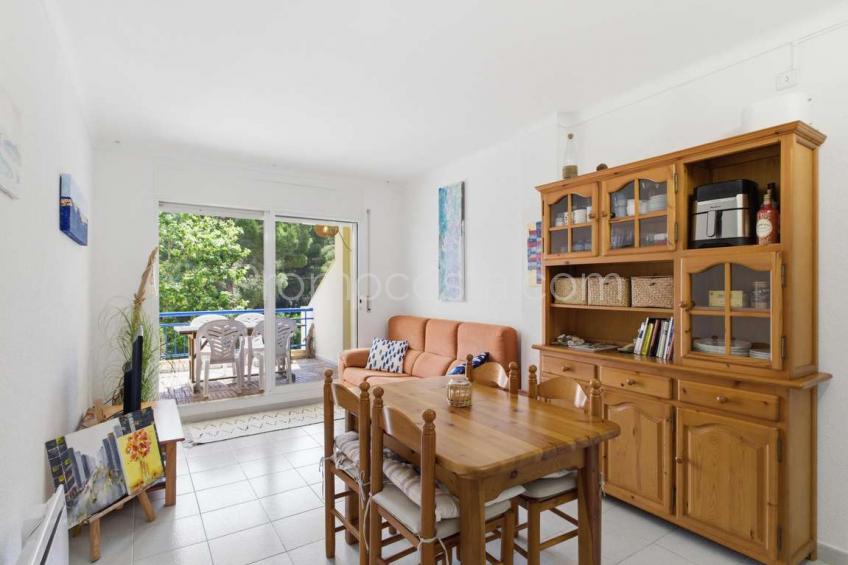 L'Escala, Apartamento con piscina comunitaria