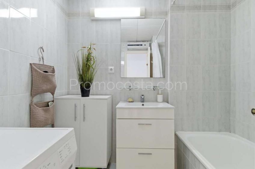 L'Escala, Apartamento con piscina comunitaria
