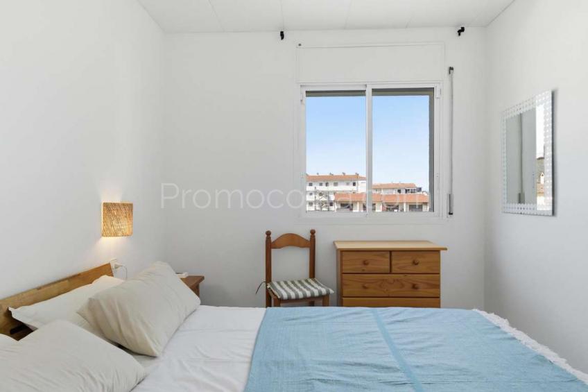 L'Escala, Apartamento con piscina comunitaria