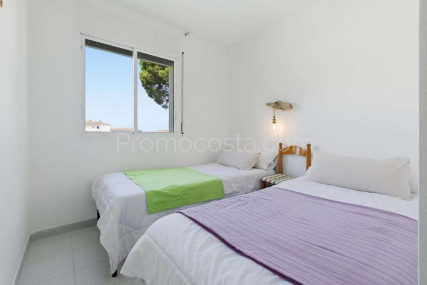L'Escala, Apartamento con piscina comunitaria