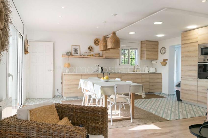 L'Escala, Magnifica casa independiente con vistas al mar y licencia turística