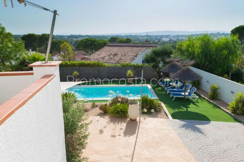 L'Escala, Magnifica casa independiente con vistas al mar y licencia turística