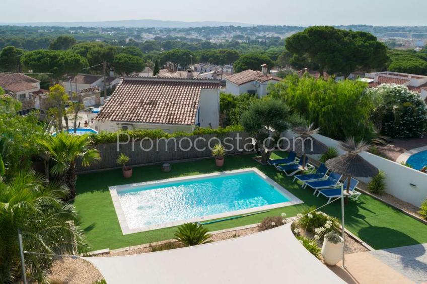 L'Escala, Magnifica casa independiente con vistas al mar y licencia turística