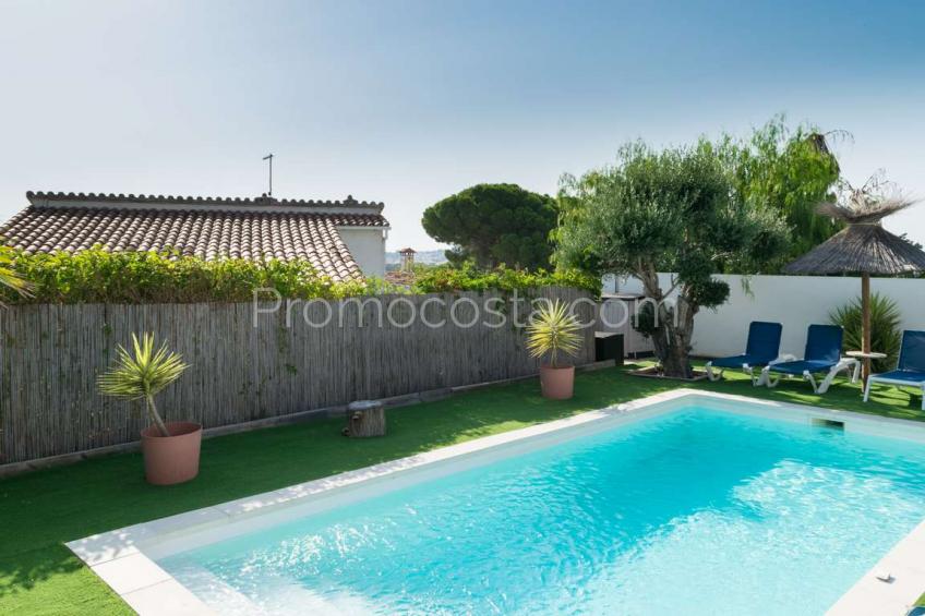 L'Escala, Magnifica casa independiente con vistas al mar y licencia turística