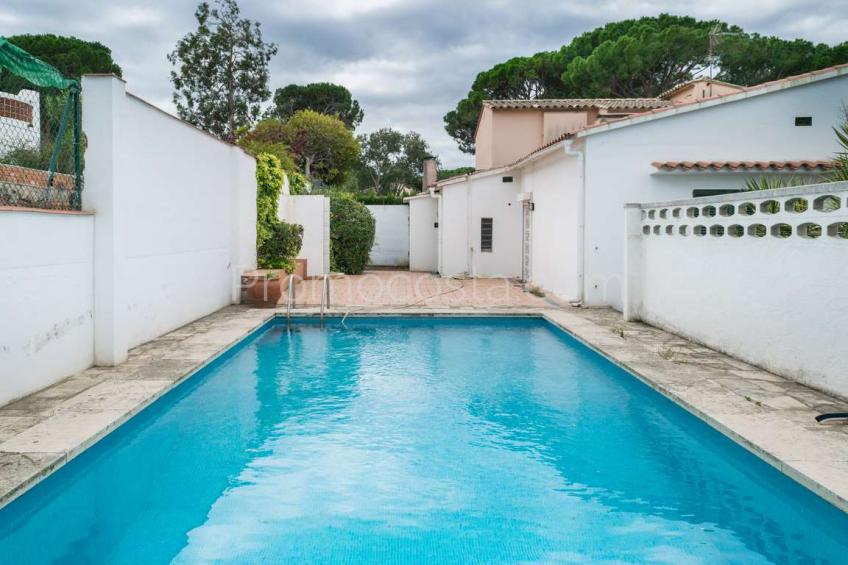 L'Escala, Maison avec licence touristique  située à environ 1000m de la plage de Riells