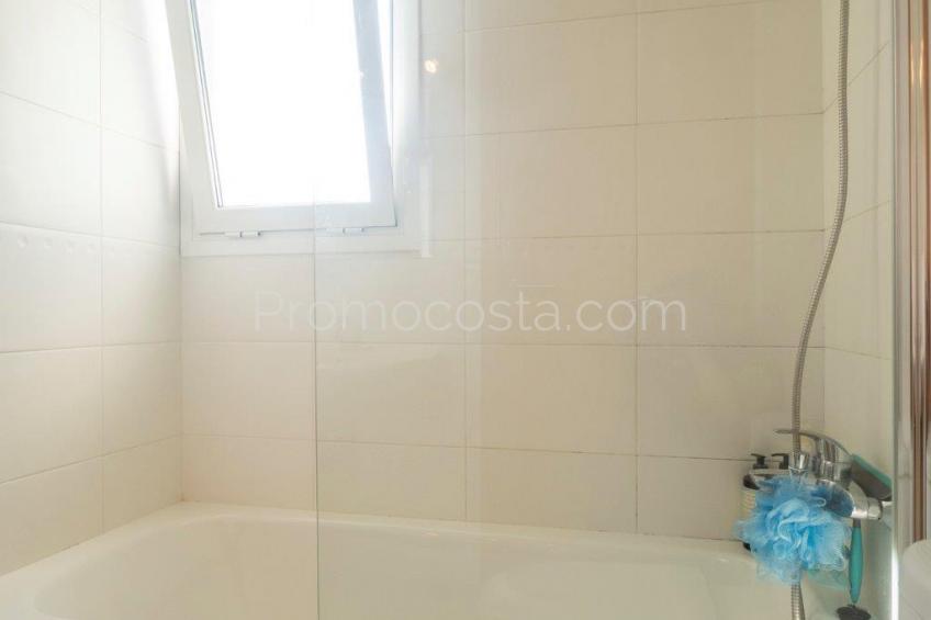 L'Escala, Casa con jardín y piscina privada