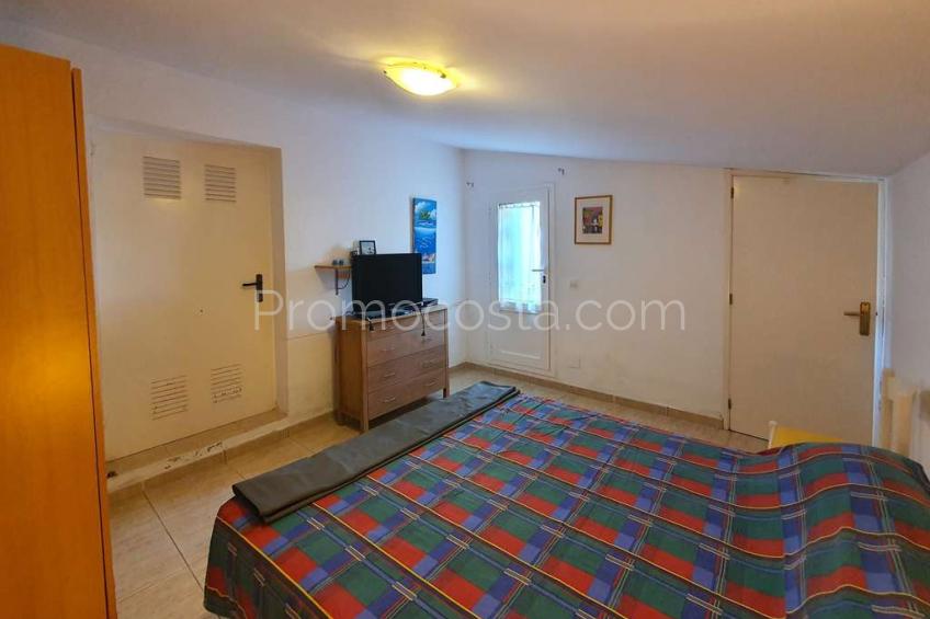 L'Escala, Amplia casa con piscina privada